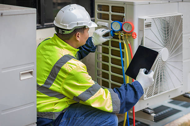 Professional Heat Pump Repair technician working in Pep, NM